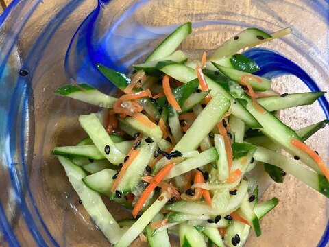 きゅうりと市販のにんじんラペの酢の物